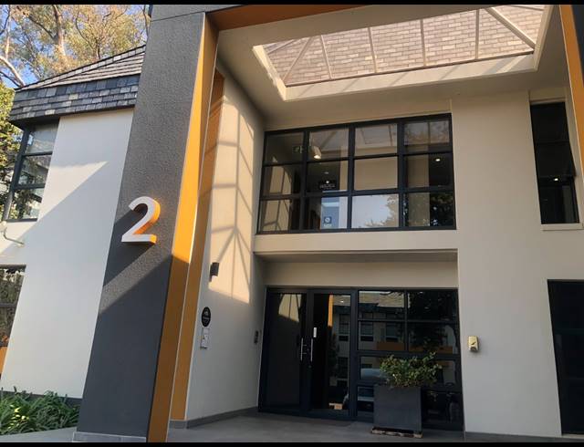 209M² OFFICE TO LET IN HYDE PARK